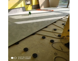 室內(nèi)地面支撐器